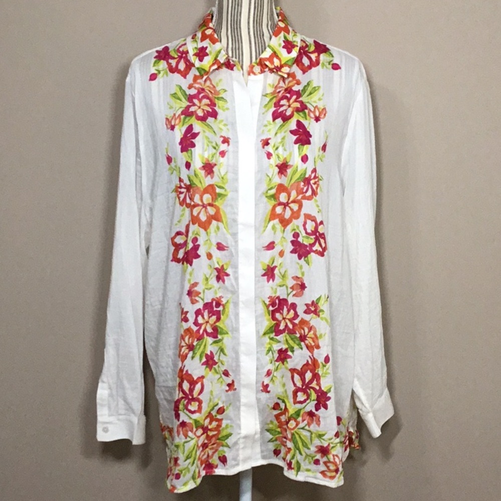 Chico’s Flower-and-Vine-Trimmed Button-Down Shirt